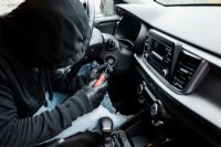 Ils volent un véhicule à Sherbrooke, laissent des traces et se font arrêter sur l'autoroute 10